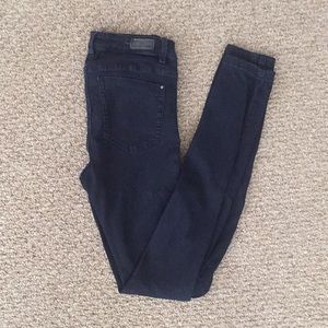 Zara TRF Jegging with distressed detail